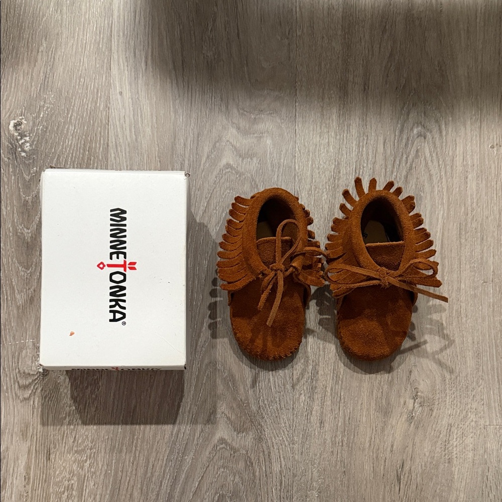 Minnetonka Brown Toddler slippers